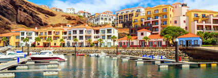 Funchal airport shuttle service