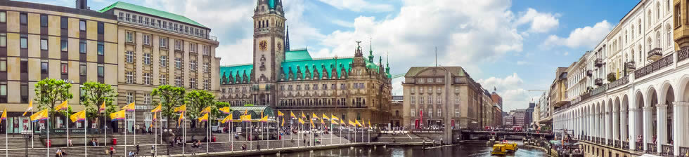 Hamburg airport shuttles in terminals