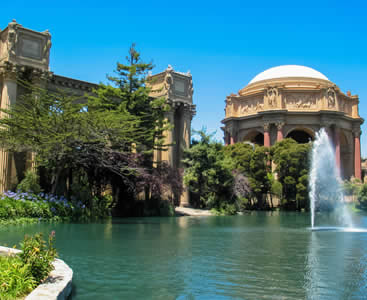 Visit the Palace of Fine Arts