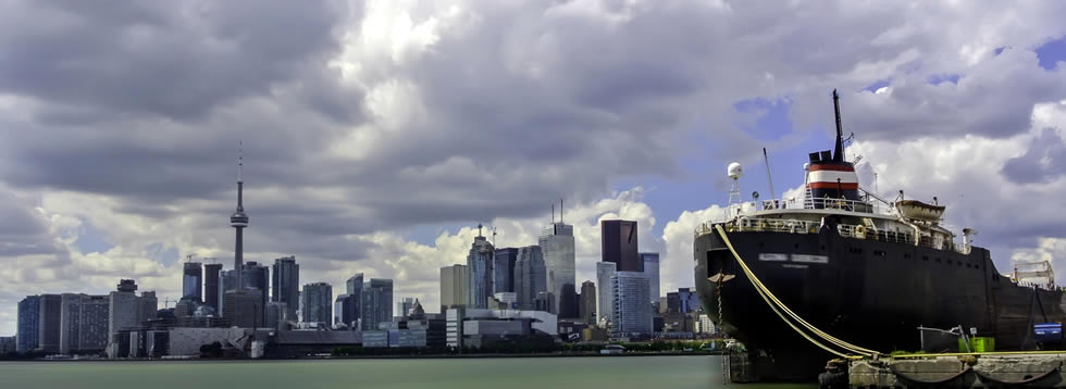 Port of Toronto Transfers shuttles
