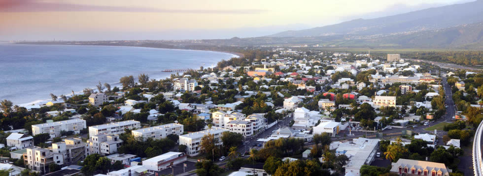 Airports in Reunion