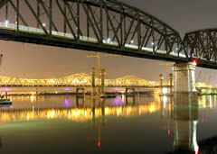 Visiting The Big Four Bridge