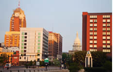 Lansing shuttle to the airport