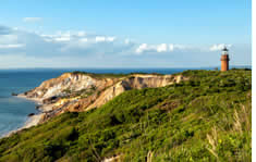 Vineyard Haven shuttle to the airport